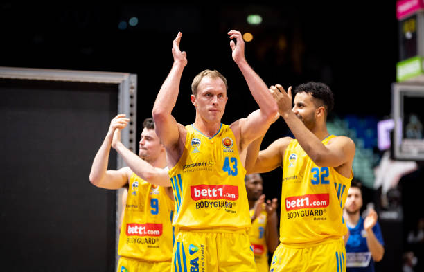 就在圣西罗 就在圣西罗