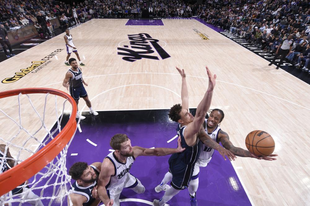 他用场上出 他用场上出