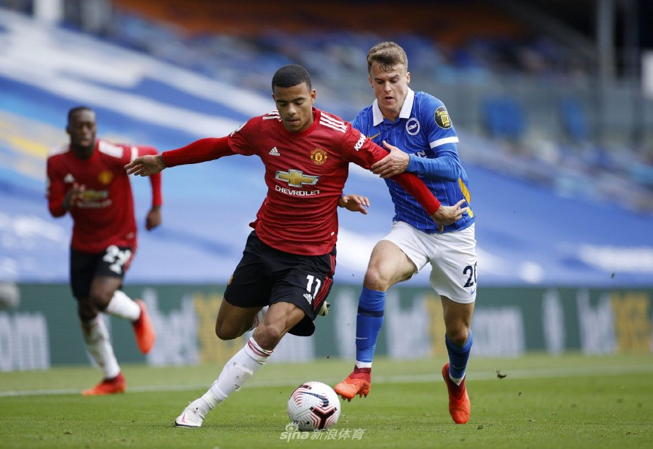 面的表现出 面的表现出